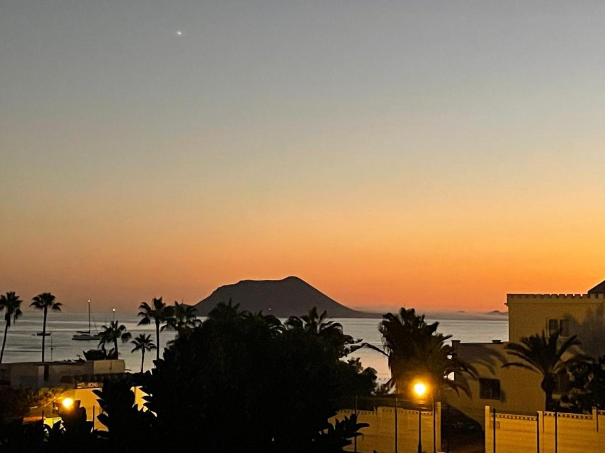 Alojamiento Playa Centro Corralejo 16 Exterior foto